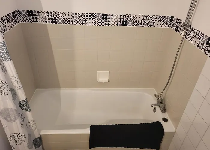 Reposant Et Calme דירה